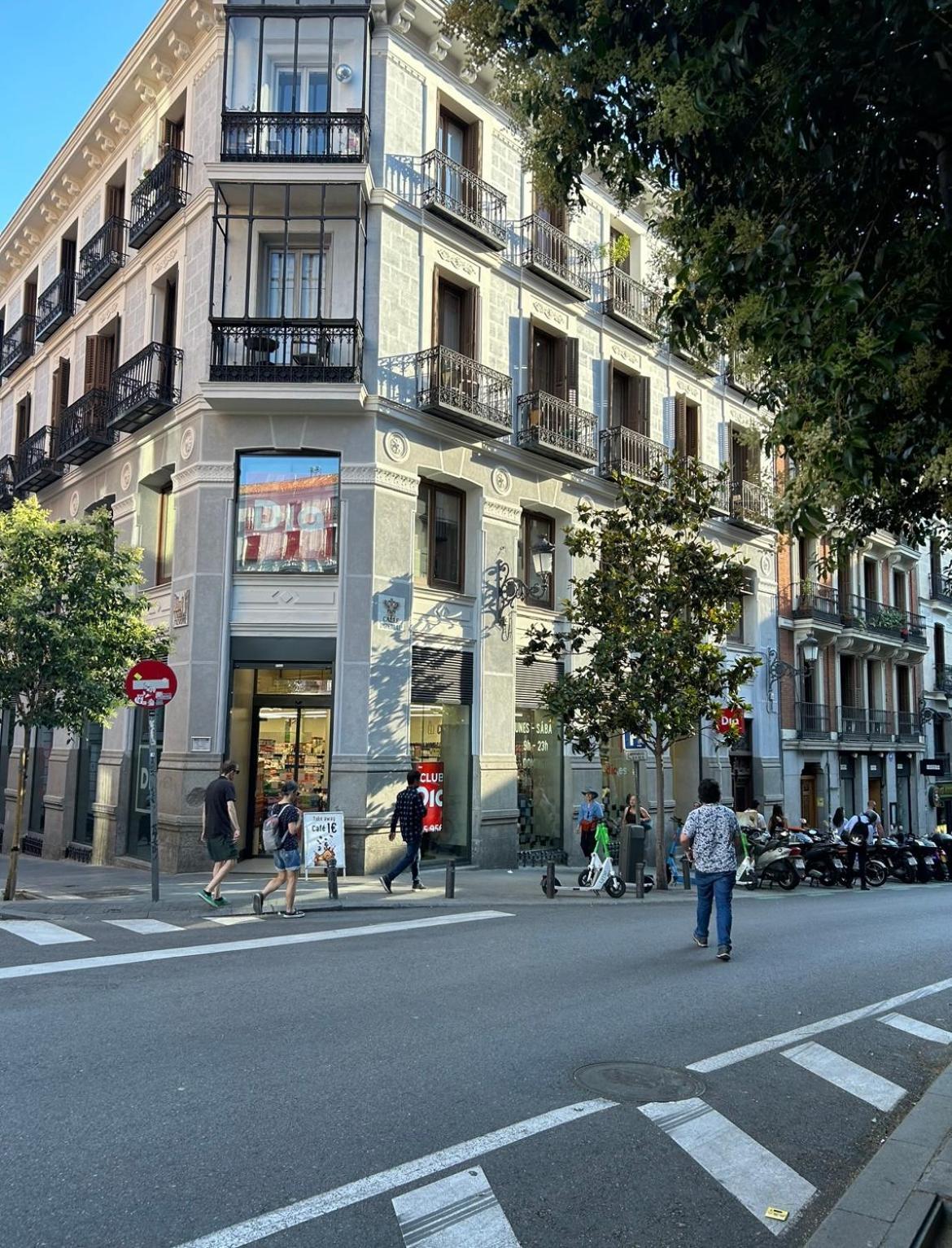 Room In Plaza Mayor Madrid Exterior photo